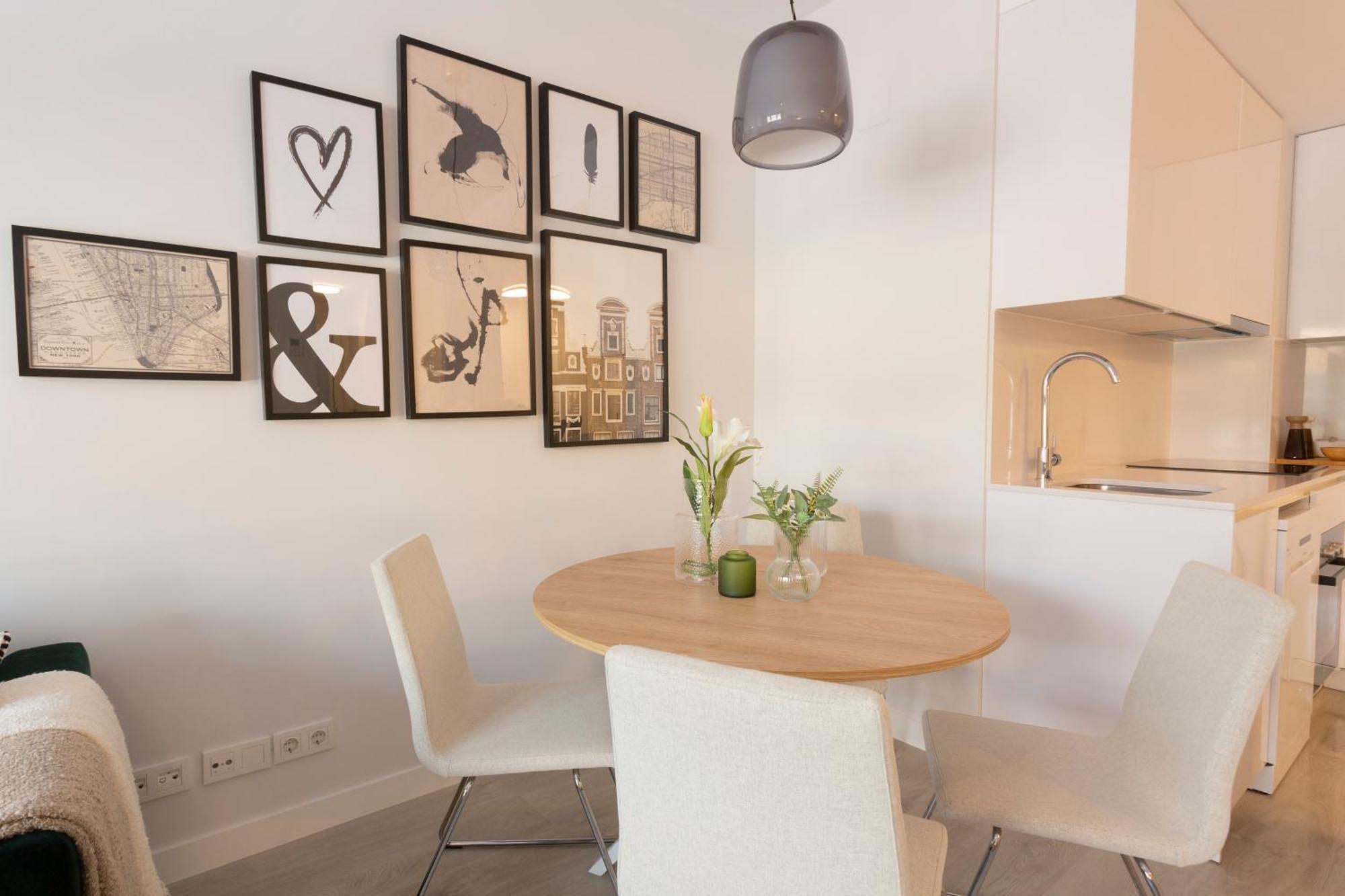 Apartment Apartamento Reding By Rent Me